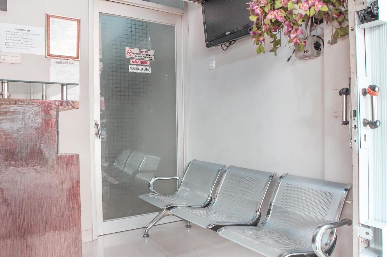 Oyo 383 Env Residence Jakarta Eksteriør bilde